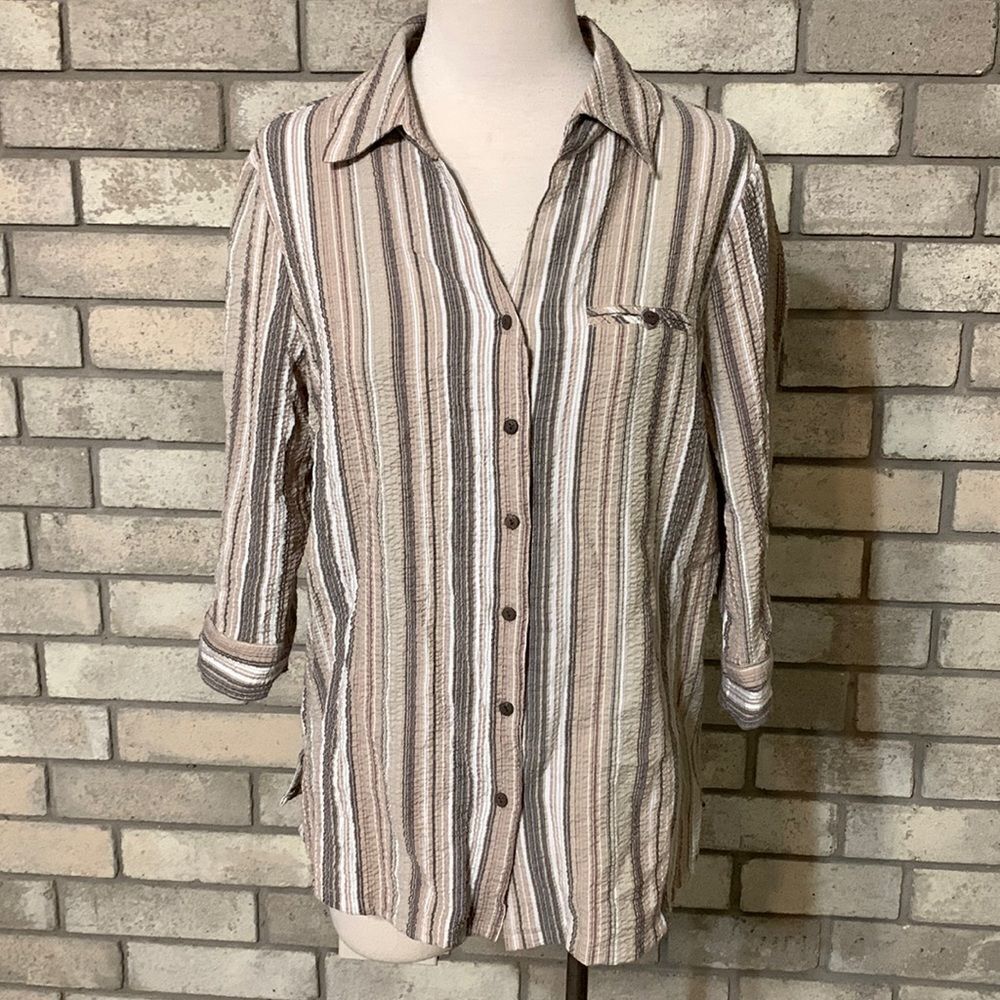 3for$20 button front blouse shirt medium